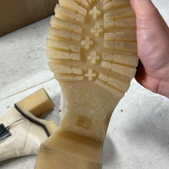 Free People James Chelsea boot - Picture 3 of 5